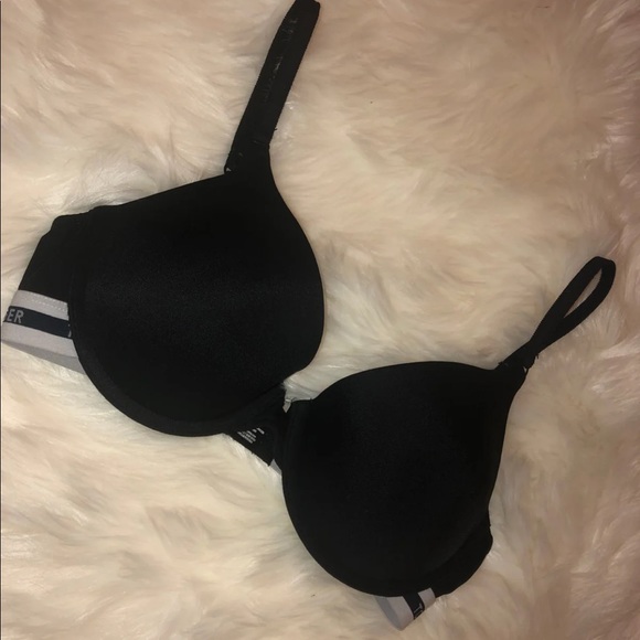 Tommy Hilfiger Other - Tommy Hilfiger 34C Bra Tommy Hilfiger Other - Tommy Hilfiger 34C Bra